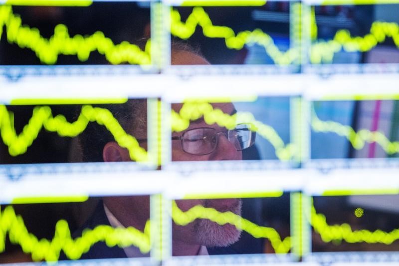 © Reuters. 周末要闻汇总:沪深股通标的扩容 立讯精密回应美国337调查